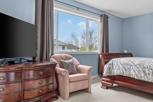11178 Hidden Valley Drive Nw, Calgary, AB - Indoor Photo Showing Bedroom