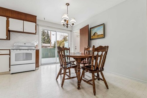 9843 5 Street Se, Calgary, AB - Indoor