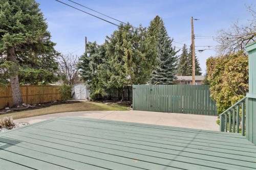 9843 5 Street Se, Calgary, AB - Outdoor