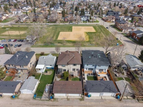 229 29 Avenue Ne, Calgary, AB - Outdoor With View