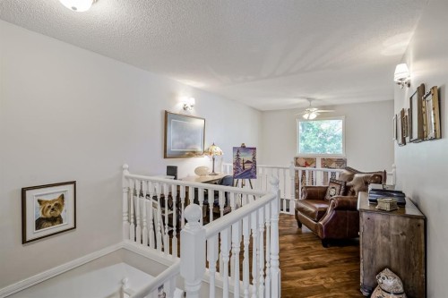 25-200 Sandstone Drive Nw, Calgary, AB - Indoor Photo Showing Other Room