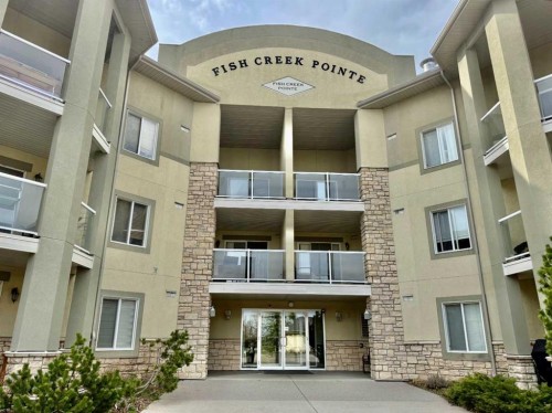 1212-2518 Fish Creek Boulevard SW Calgary, AB T2Y 4T5