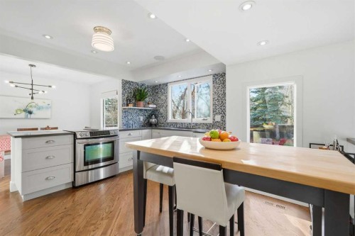 5893 Dalcastle Drive Nw, Calgary, AB - Indoor