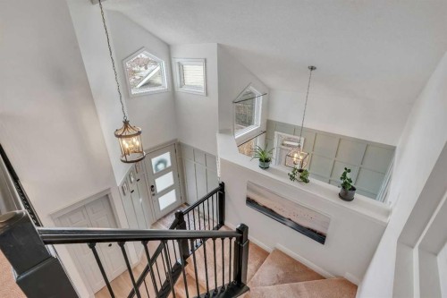 941 Riverview Place Se, Calgary, AB - Indoor