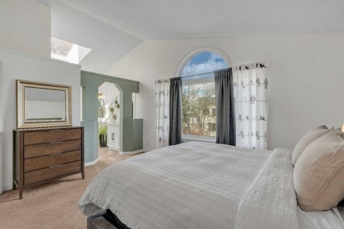 941 Riverview Place Se, Calgary, AB - Indoor Photo Showing Bedroom