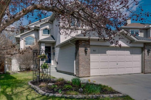941 Riverview Place Se, Calgary, AB - Outdoor