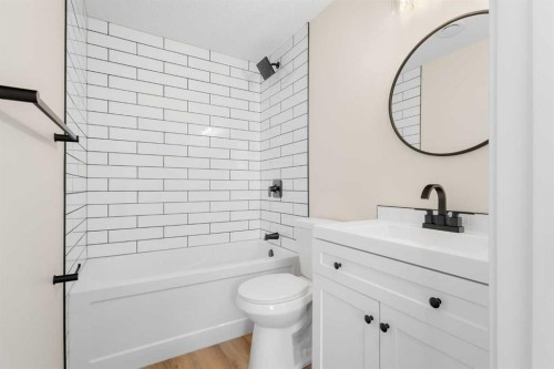 49 Martin Crossing Green Ne, Calgary, AB - Indoor Photo Showing Bathroom