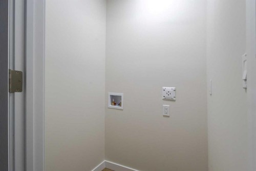 49 Martin Crossing Green Ne, Calgary, AB - Indoor Photo Showing Other Room
