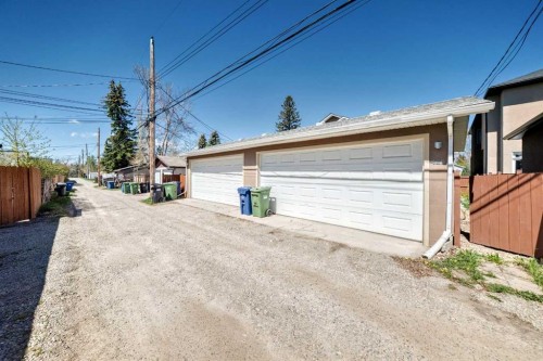 425 36 Avenue Nw, Calgary, AB - Outdoor With Exterior