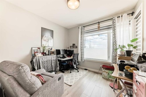 15053 37 Street Sw, Calgary, AB - Indoor
