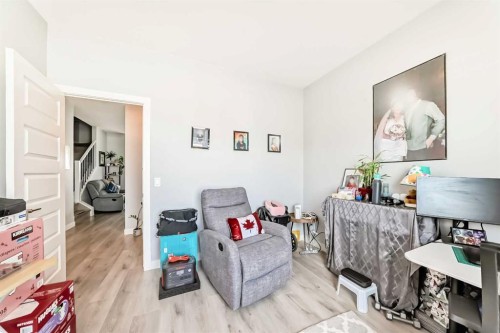 15053 37 Street Sw, Calgary, AB - Indoor