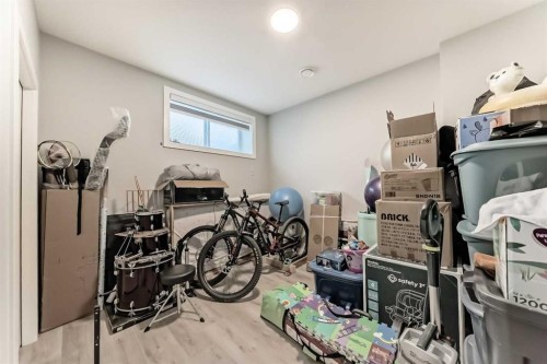 15053 37 Street Sw, Calgary, AB - Indoor Photo Showing Other Room