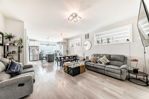15053 37 Street Sw, Calgary, AB - Indoor Photo Showing Living Room