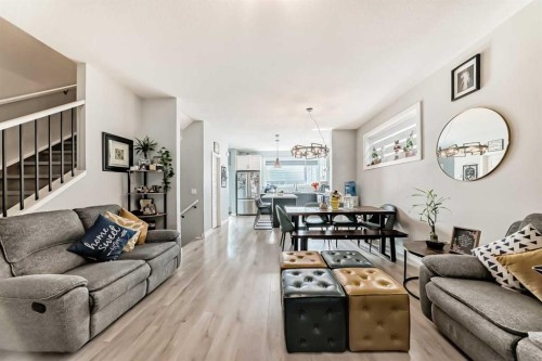 15053 37 Street Sw, Calgary, AB - Indoor Photo Showing Living Room