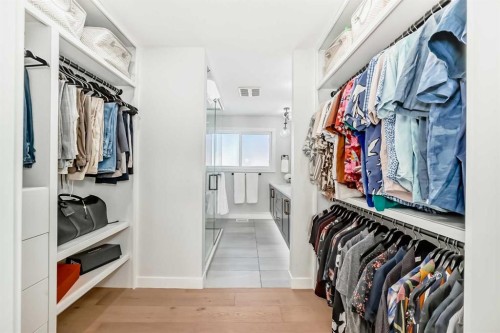 9215 Allison Drive Se, Calgary, AB - Indoor With Storage