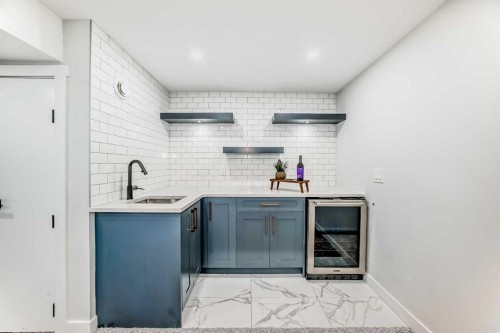 9215 Allison Drive Se, Calgary, AB - Indoor Photo Showing Kitchen