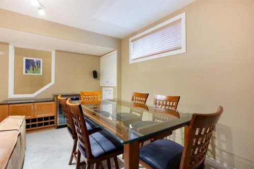 30 Discovery Ridge Gardens Sw, Calgary, AB 