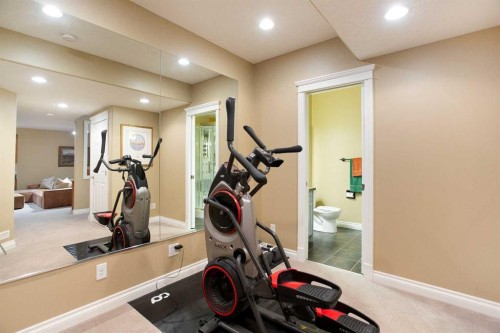 30 Discovery Ridge Gardens Sw, Calgary, AB 