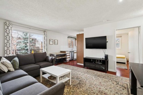 101-2508 17 Street SW Calgary, AB T2T 4M8