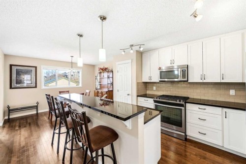 117 Copperpond Parade Se, Calgary, AB - Indoor Photo Showing Other Room