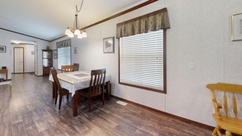 #3-5853 4 Street West, Claresholm, AB 