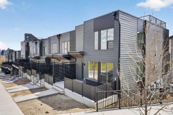 2537 Sovereign Crescent SW Calgary, AB T3C 3Y3