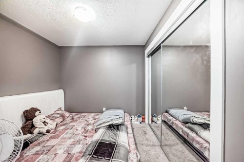 6409-302 Skyview Ranch Drive Ne, Calgary, AB - Indoor Photo Showing Bedroom
