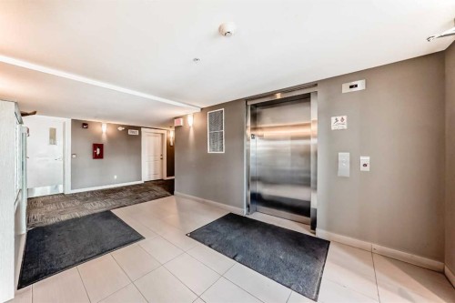 6409-302 Skyview Ranch Drive Ne, Calgary, AB - Indoor Photo Showing Other Room
