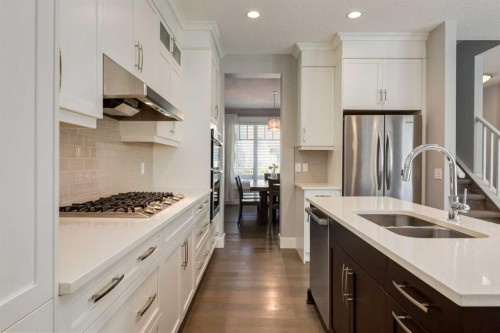 76 Dieppe Drive Sw, Calgary, AB - Indoor Photo Showing Kitchen With Double Sink With Upgraded Kitchen