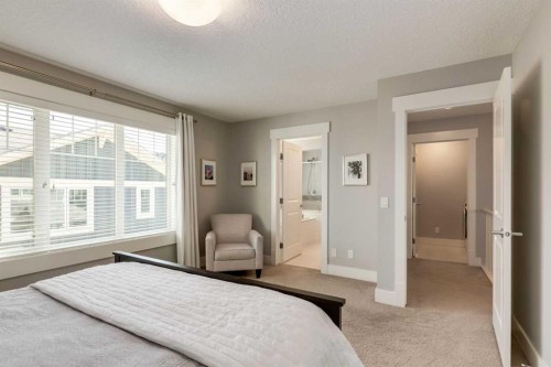 76 Dieppe Drive Sw, Calgary, AB - Indoor Photo Showing Bedroom