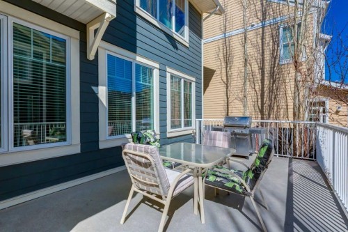 76 Dieppe Drive Sw, Calgary, AB - Outdoor With Deck Patio Veranda With Exterior