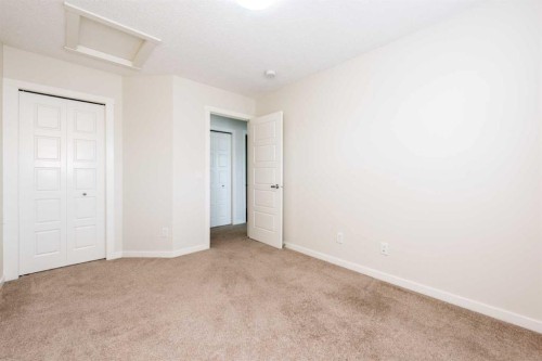428 Cranbrook Square Se, Calgary, AB - Indoor Photo Showing Other Room