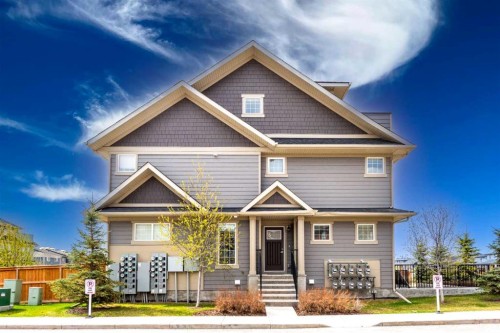428 Cranbrook Square Se, Calgary, AB - Outdoor With Facade