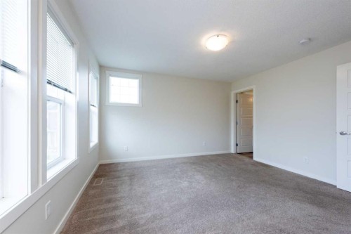 428 Cranbrook Square Se, Calgary, AB - Indoor Photo Showing Other Room
