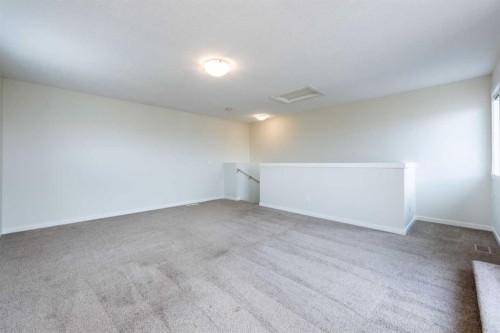 428 Cranbrook Square Se, Calgary, AB - Indoor Photo Showing Other Room
