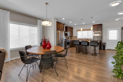 216 Sundown Road, Cochrane, AB - Indoor Photo Showing Other Room
