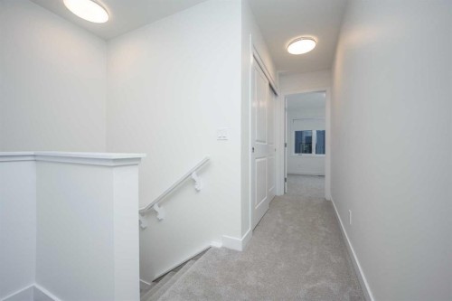 302-8535 19 Avenue Se, Calgary, AB - Indoor Photo Showing Other Room