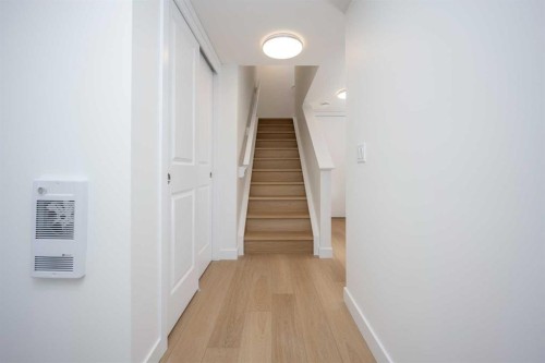 302-8535 19 Avenue Se, Calgary, AB - Indoor Photo Showing Other Room