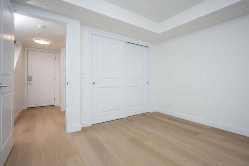 302-8535 19 Avenue Se, Calgary, AB - Indoor Photo Showing Other Room