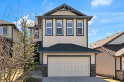 26 Heritage Landing Cochrane, AB T4C 0E4