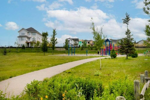 26 Heritage Landing, Cochrane, AB - Outdoor