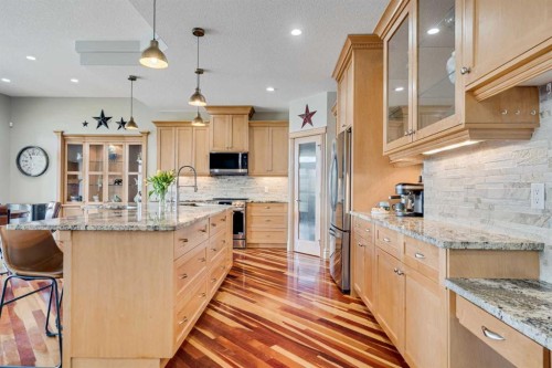 168 West Creek Landing, Chestermere, AB - Indoor Photo Showing Kitchen With Upgraded Kitchen