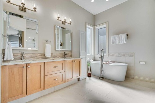 168 West Creek Landing, Chestermere, AB - Indoor Photo Showing Bathroom