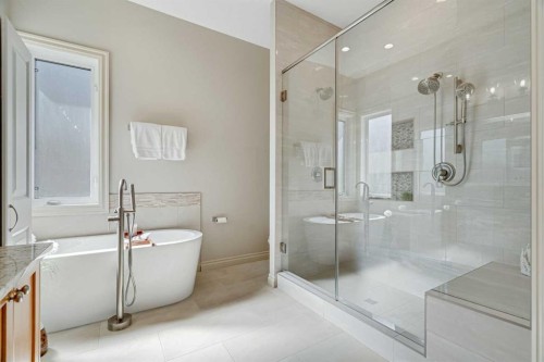 168 West Creek Landing, Chestermere, AB - Indoor Photo Showing Bathroom