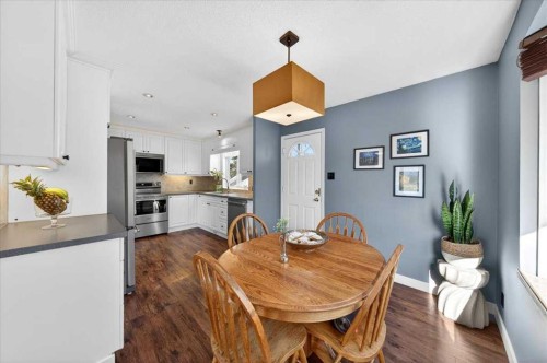 332 Whitney Crescent Se, Calgary, AB - Indoor Photo Showing Dining Room