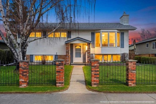 332 Whitney Crescent Se, Calgary, AB - Outdoor