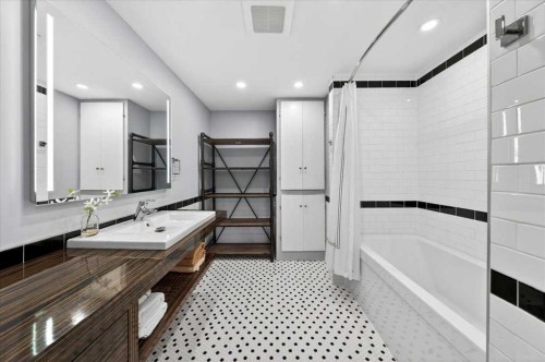 332 Whitney Crescent Se, Calgary, AB - Indoor Photo Showing Bathroom