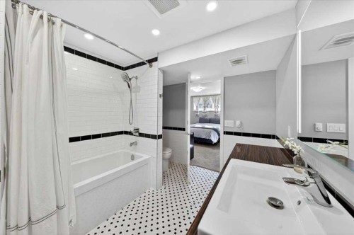 332 Whitney Crescent Se, Calgary, AB - Indoor