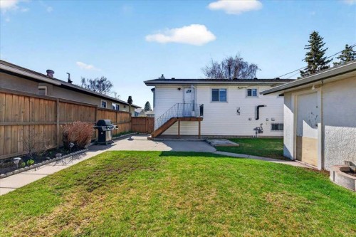 332 Whitney Crescent Se, Calgary, AB - Outdoor With Exterior