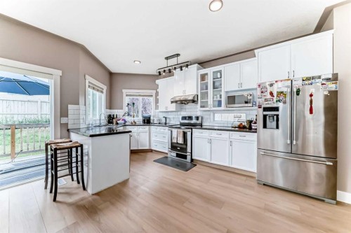 57 Sherwood Terrace Nw, Calgary, AB - Indoor Photo Showing Kitchen With Stainless Steel Kitchen With Upgraded Kitchen